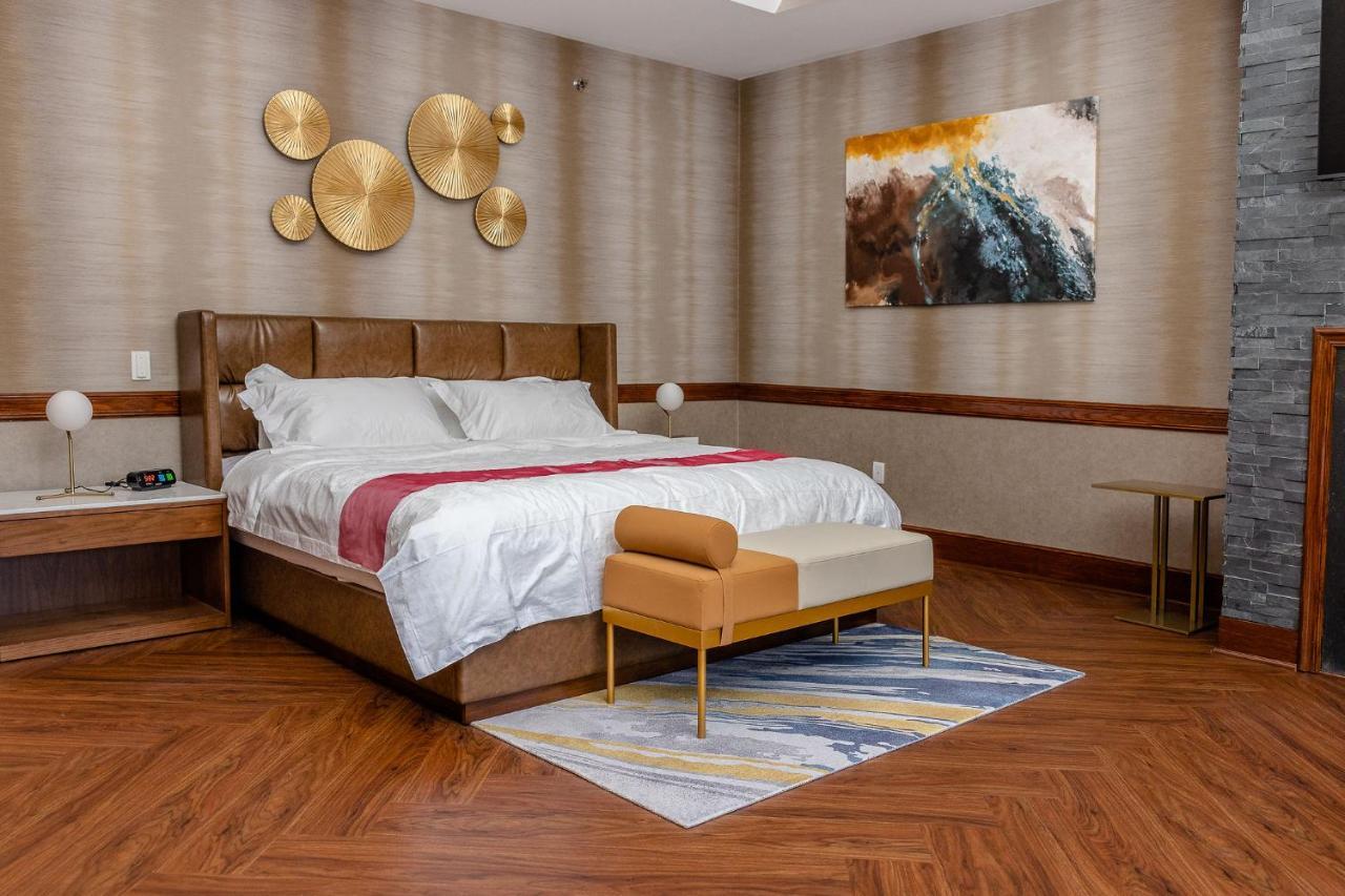 Chateau Merrimack Hotel & Spa Tyngsboro Dış mekan fotoğraf