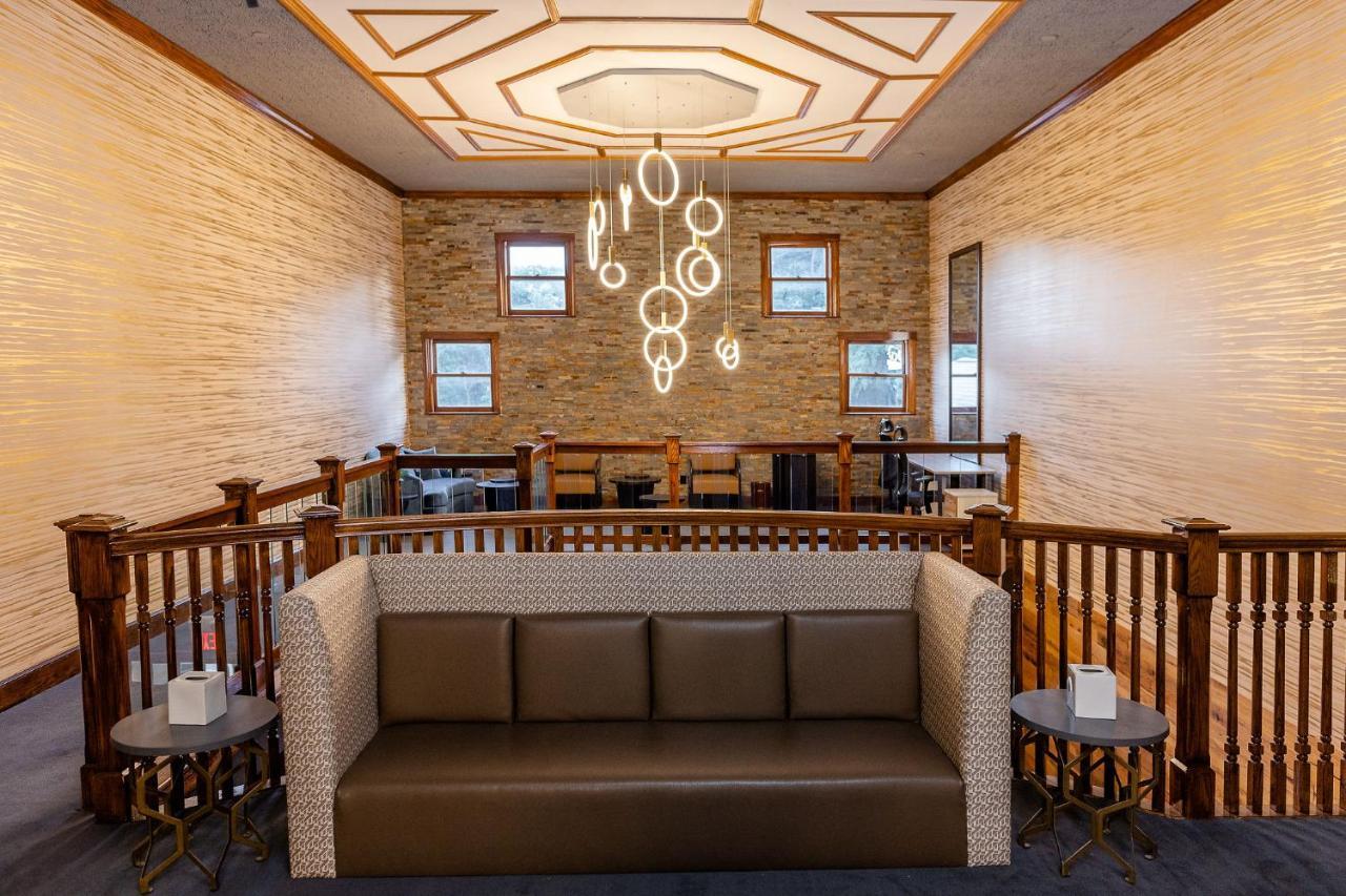 Chateau Merrimack Hotel & Spa Tyngsboro Dış mekan fotoğraf