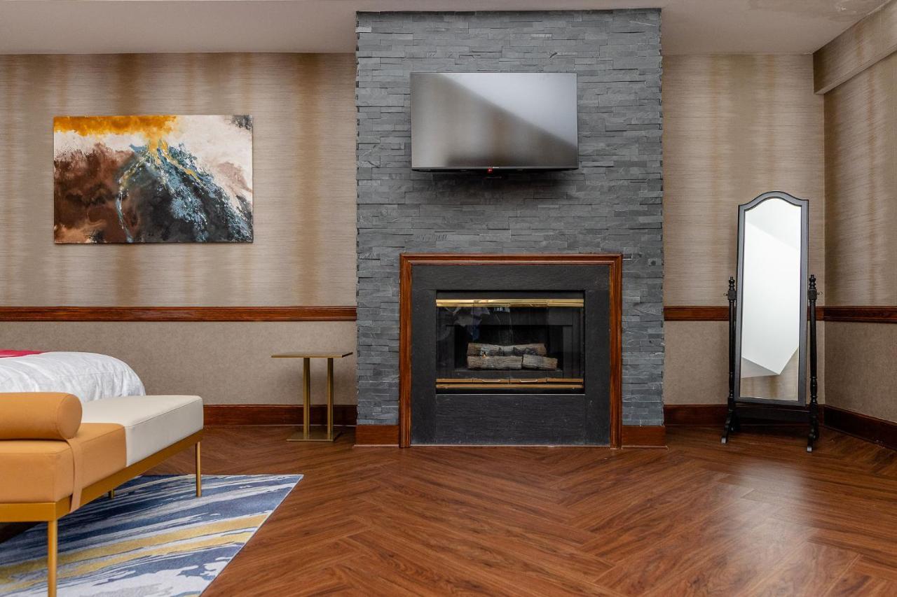 Chateau Merrimack Hotel & Spa Tyngsboro Dış mekan fotoğraf