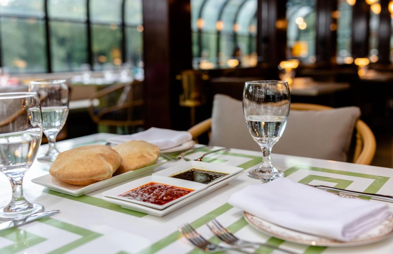 Chateau Merrimack Hotel & Spa Tyngsboro Dış mekan fotoğraf