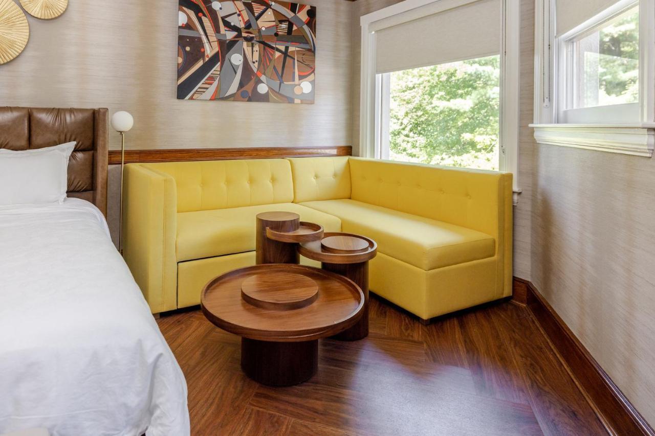 Chateau Merrimack Hotel & Spa Tyngsboro Dış mekan fotoğraf