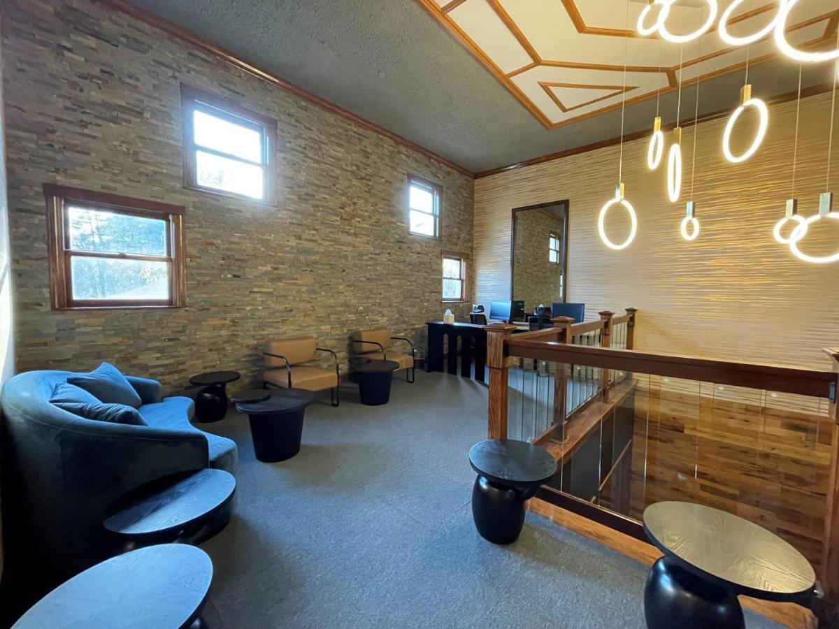 Chateau Merrimack Hotel & Spa Tyngsboro Dış mekan fotoğraf