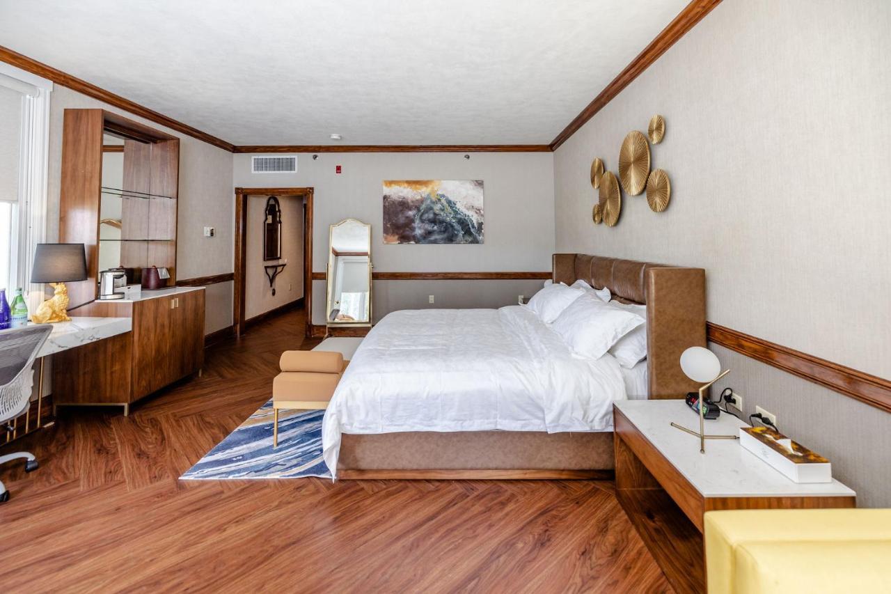 Chateau Merrimack Hotel & Spa Tyngsboro Dış mekan fotoğraf