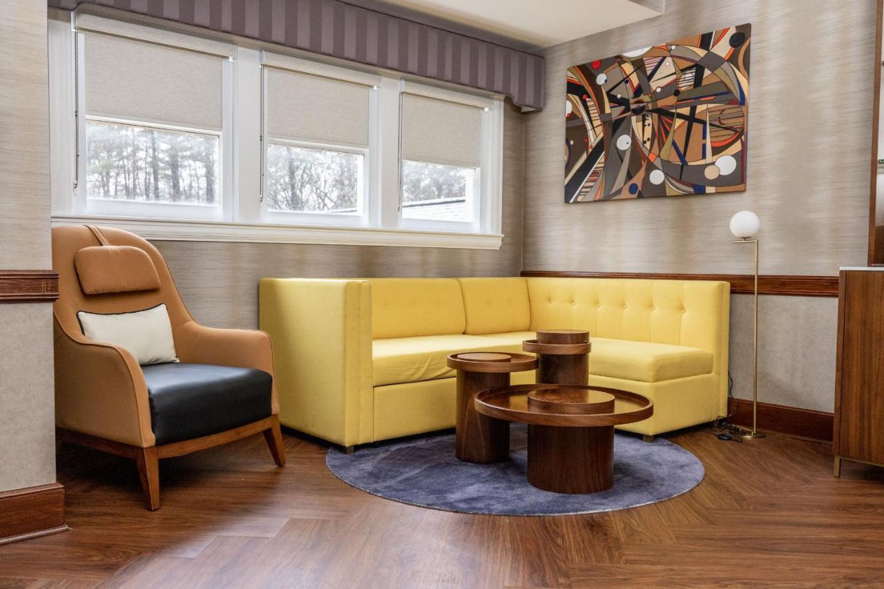 Chateau Merrimack Hotel & Spa Tyngsboro Dış mekan fotoğraf