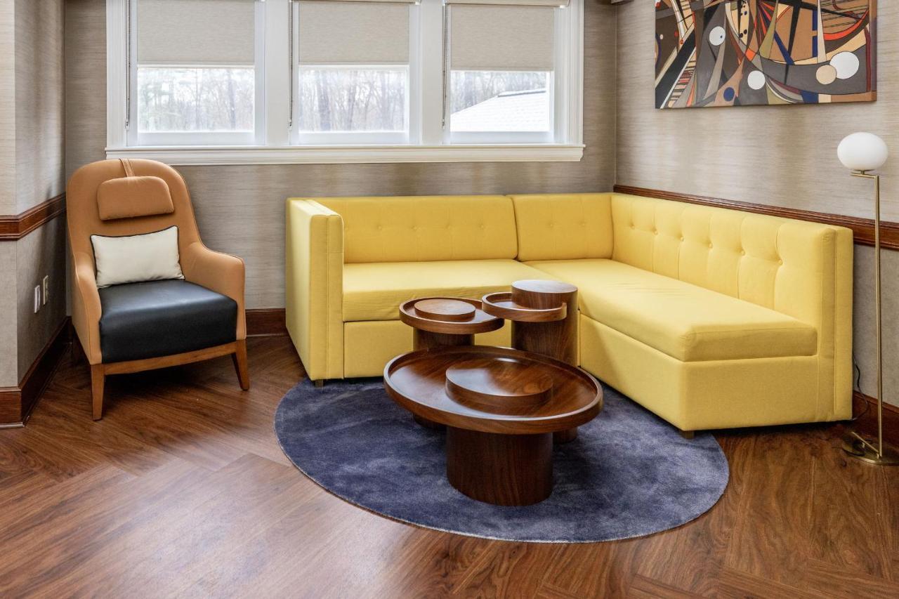 Chateau Merrimack Hotel & Spa Tyngsboro Dış mekan fotoğraf