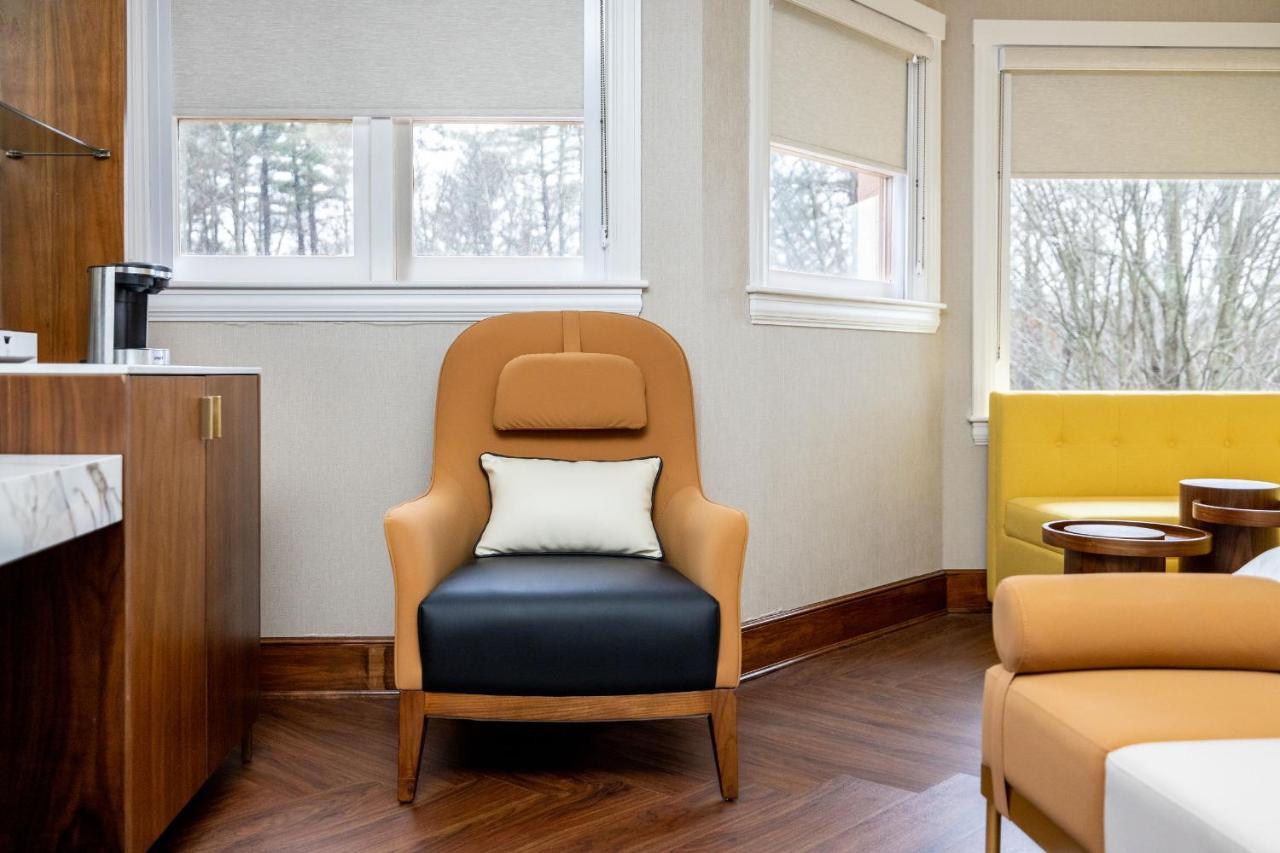 Chateau Merrimack Hotel & Spa Tyngsboro Dış mekan fotoğraf